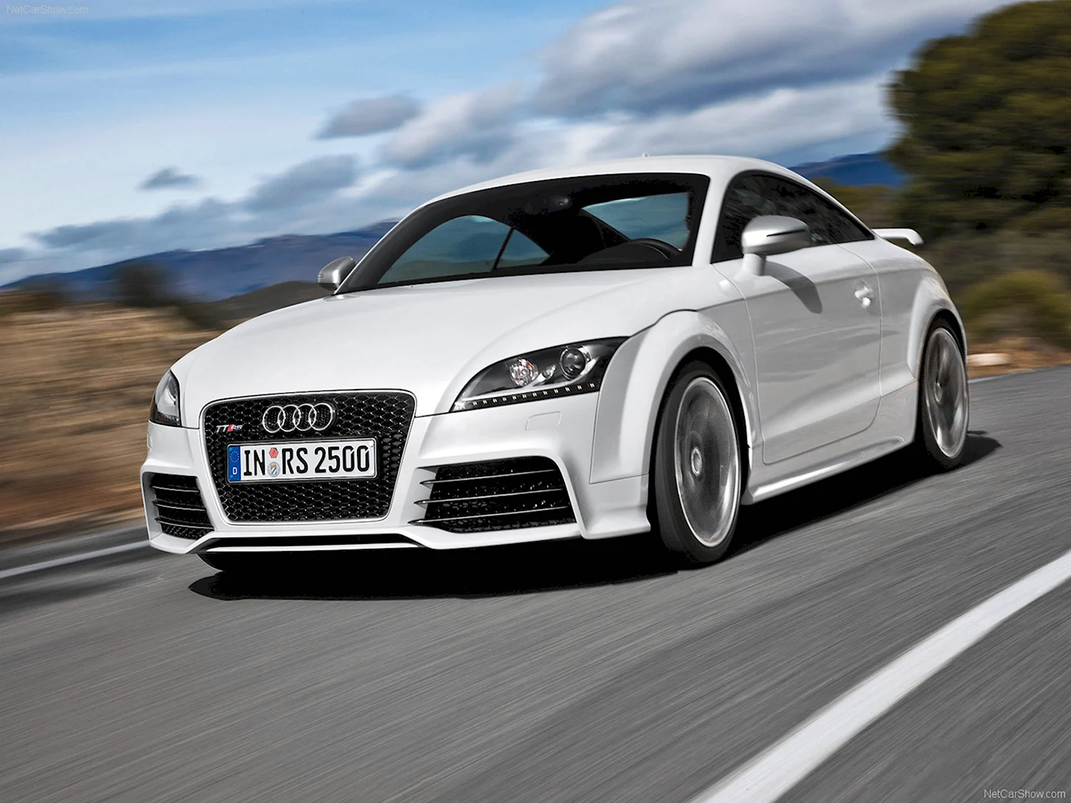Audi TT rs5