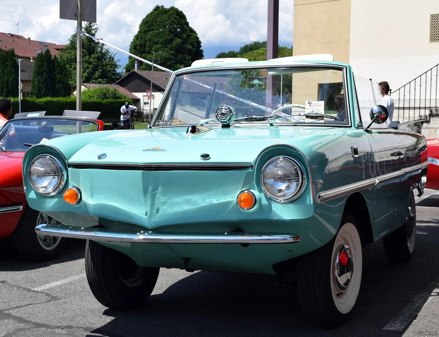 Автомобиль-амфибия Amphicar