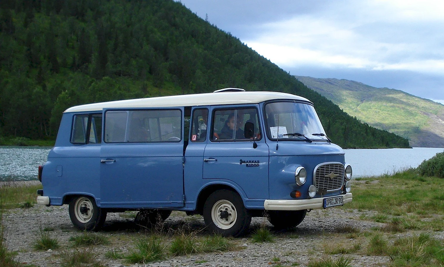 Баркас b1000