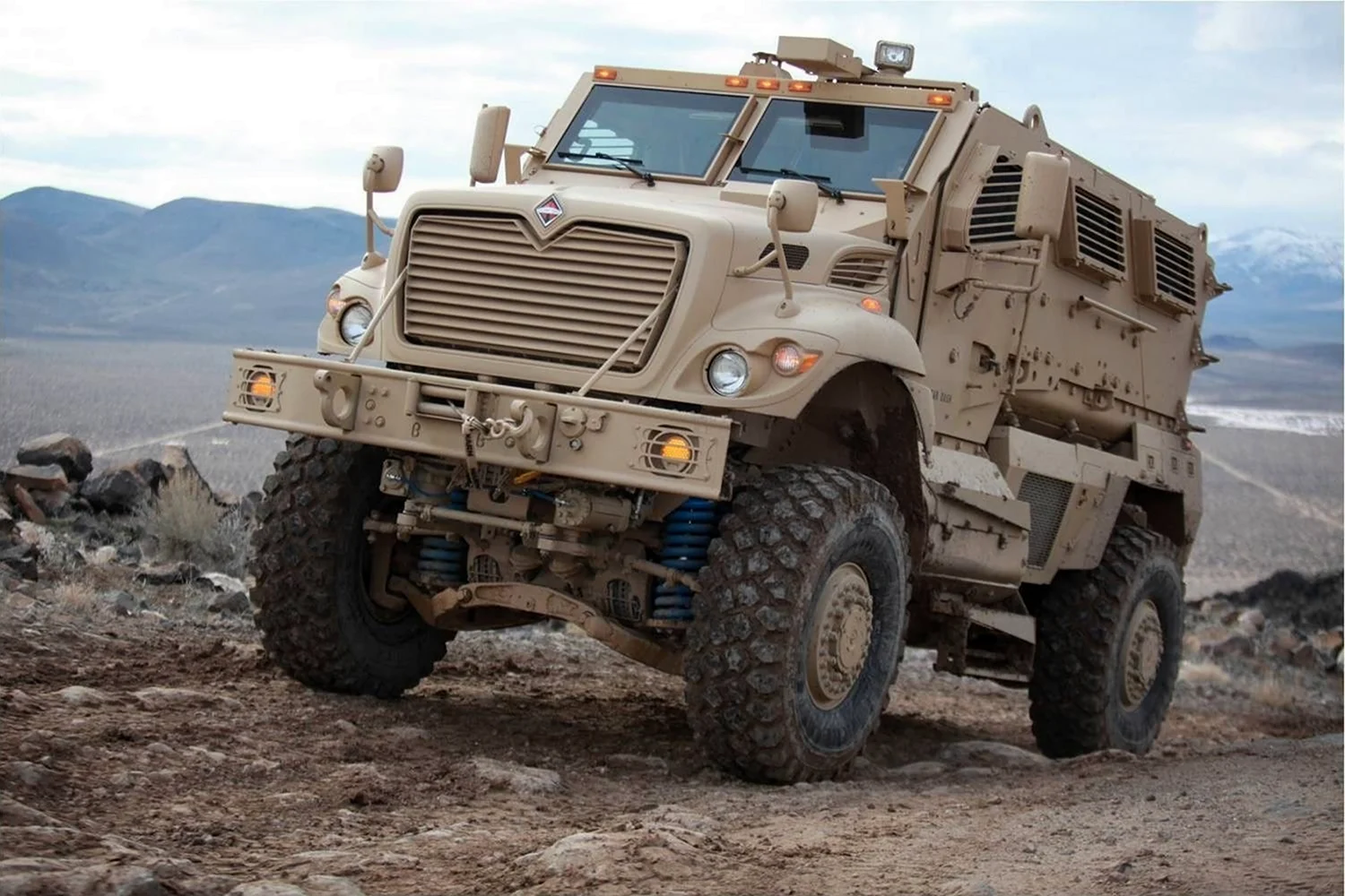 Бронеавтомобили MRAP MAXXPRO
