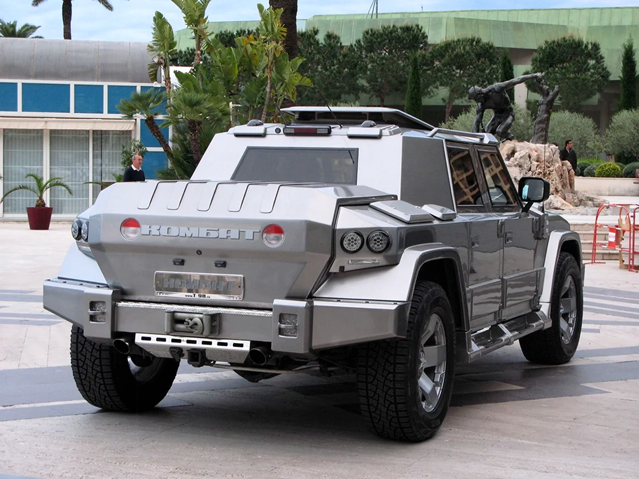 Броневик комбат т-98