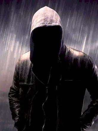 Человек в капюшоне