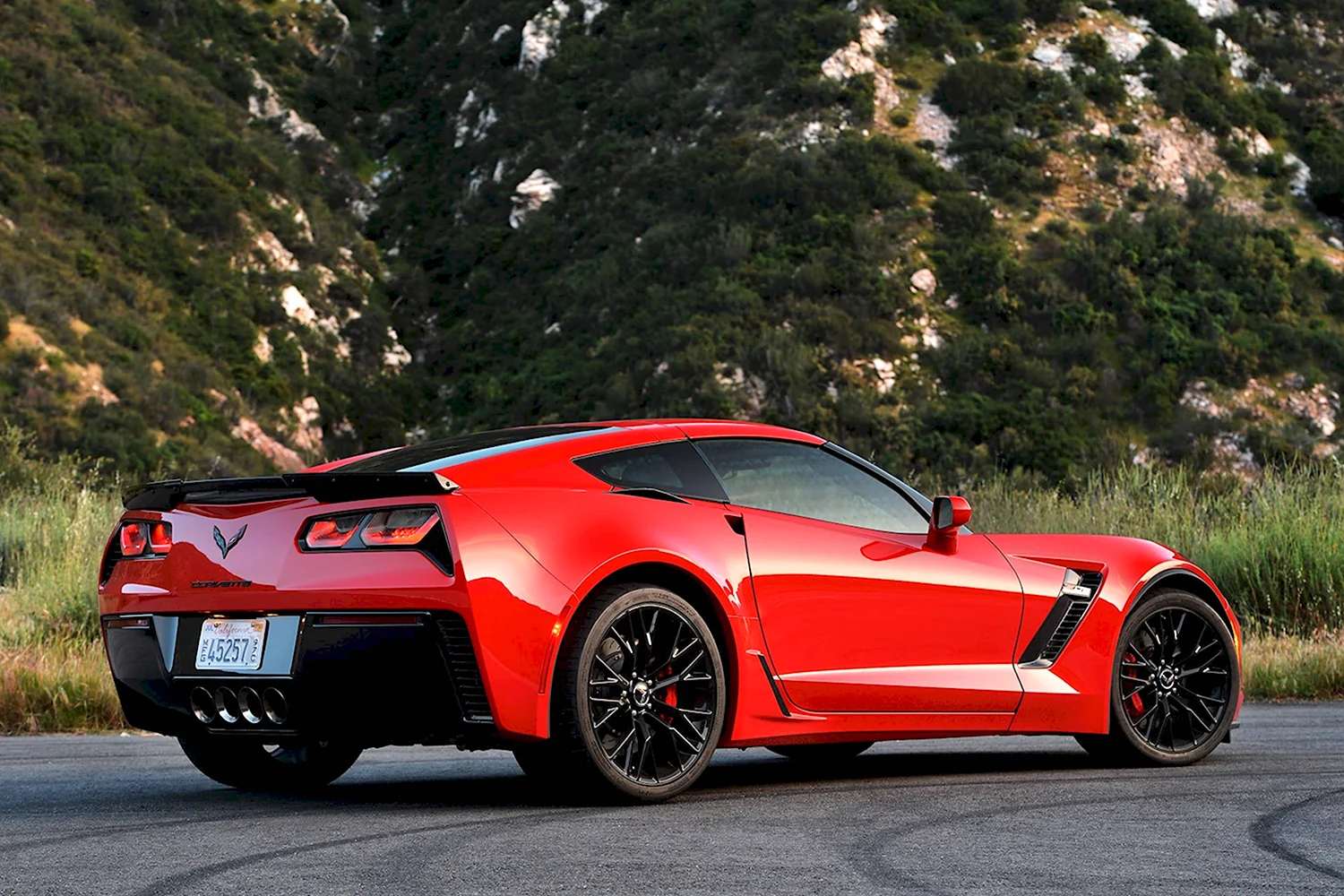 Chevrolet Corvette c7 z06 красный
