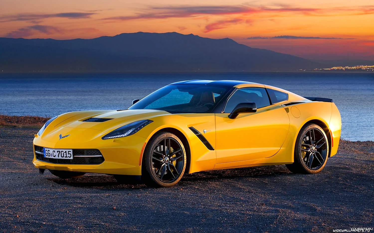 Chevrolet Corvette Stingray Coupe