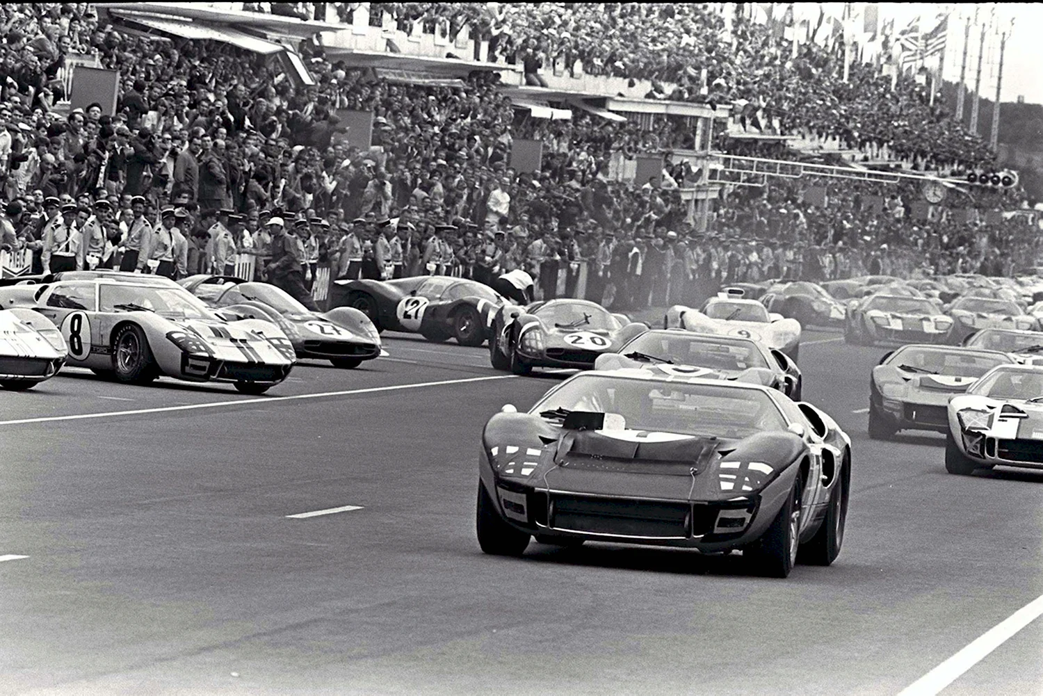 Форд gt 40 24 часа Ле Мана