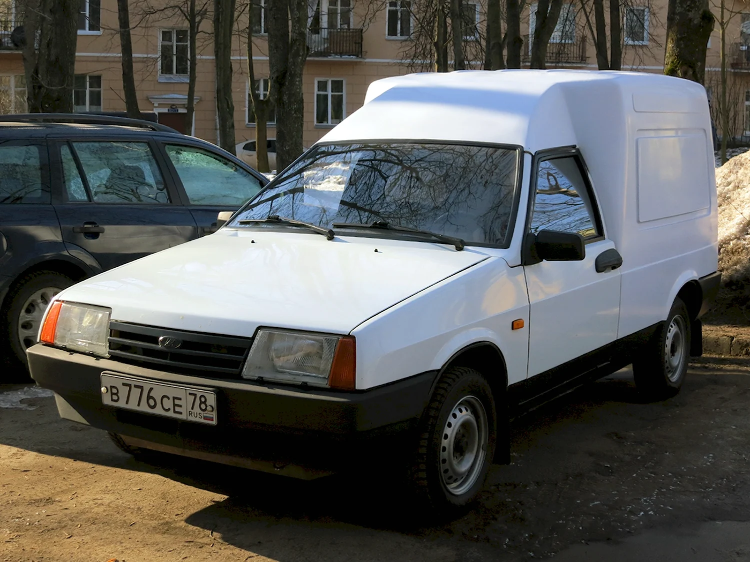 Фургон ВИС 1705