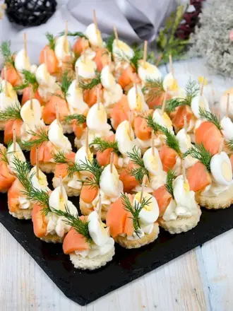 Канапе для фуршета с креветками