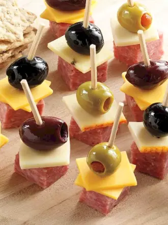 Канапе ветчина сыр маслины