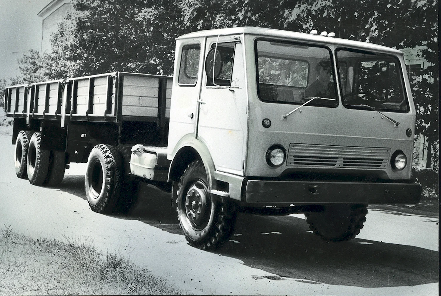 Каз-608 Колхида