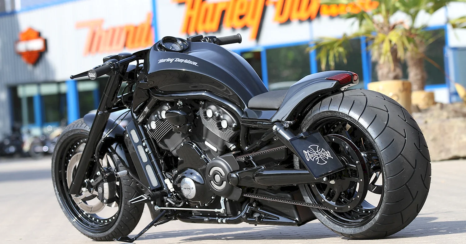 Харлей Дэвидсон v-Rod