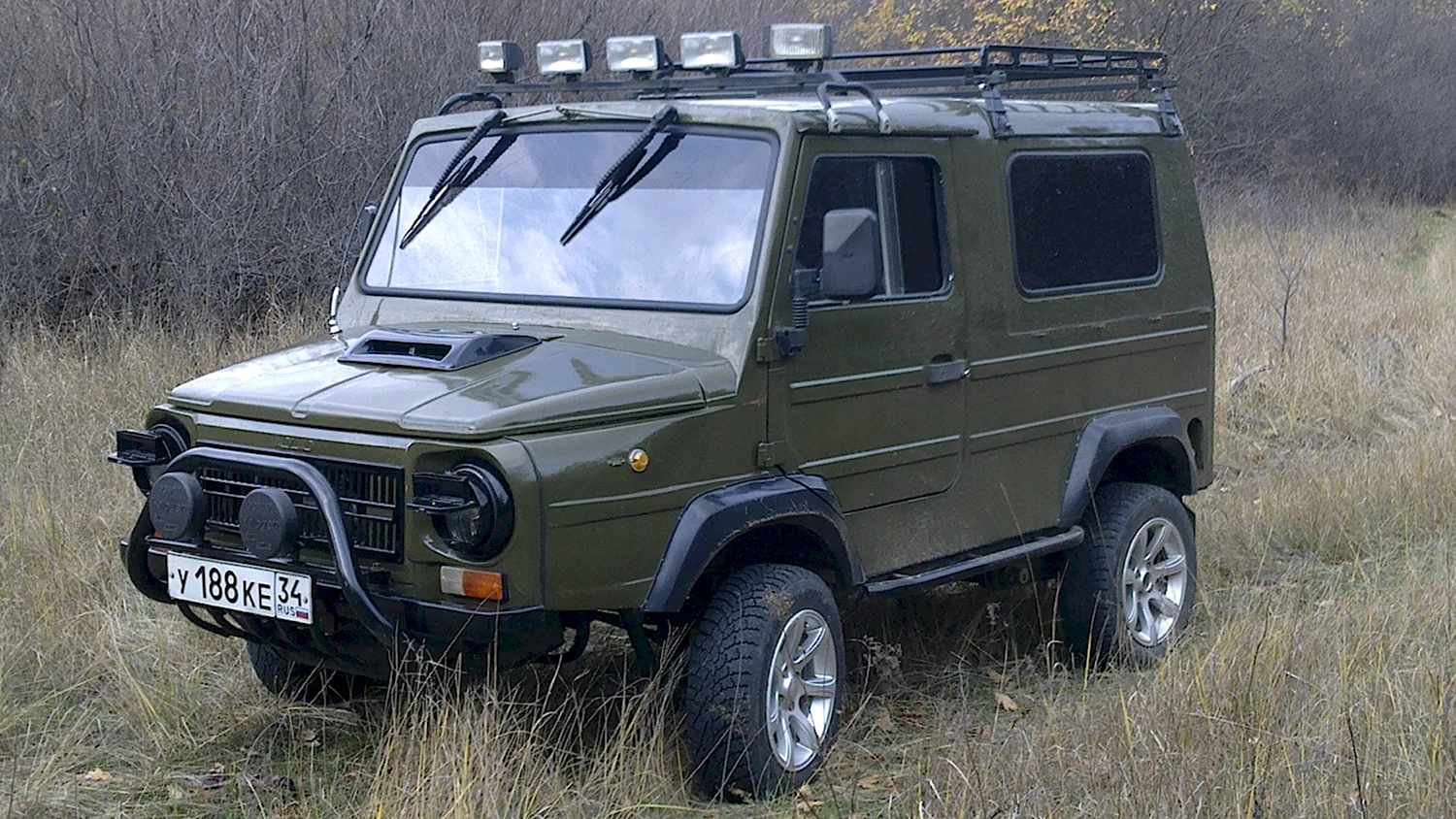 ЛУАЗ 969 джип