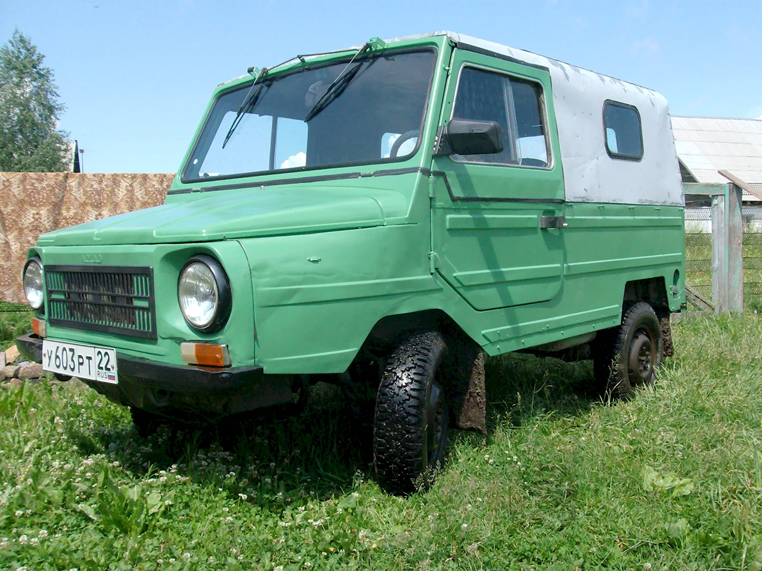 ЛУАЗ-969