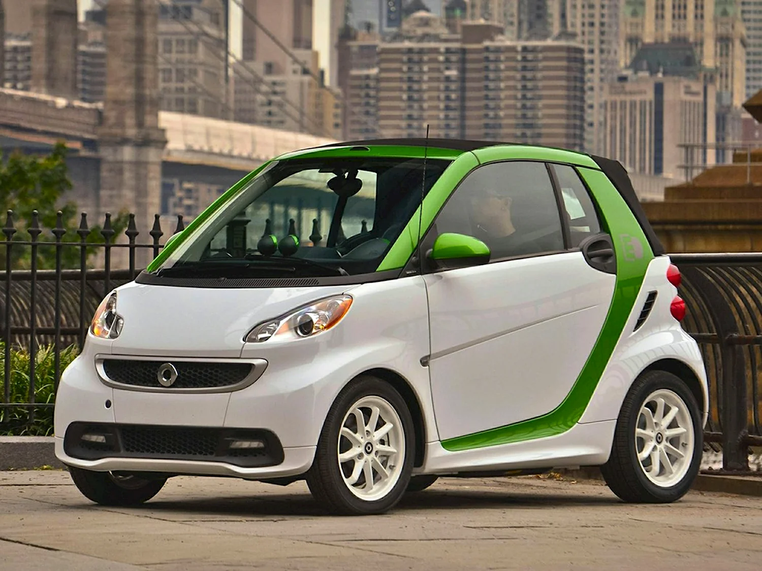 Малолитражки Smart Fortwo