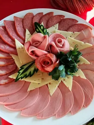 Мясная нарезка