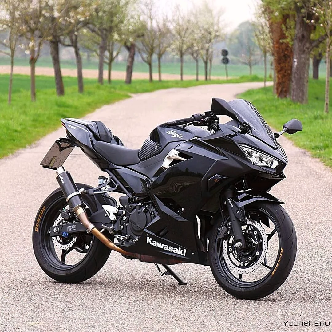 Мотоцикл Кавасаки ниндзя 400