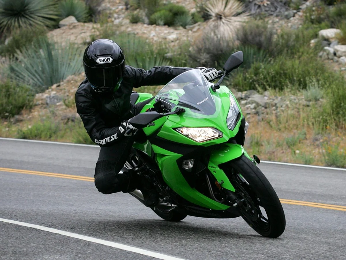 Мотоцикл Kawasaki Ninja 300
