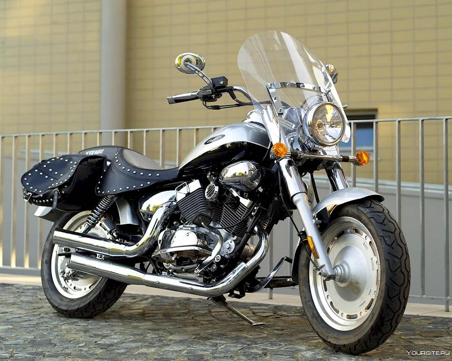 Мотоцикл Keeway Cruiser 250