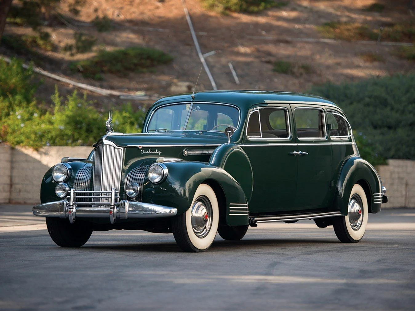 Packard 160 Touring sedan