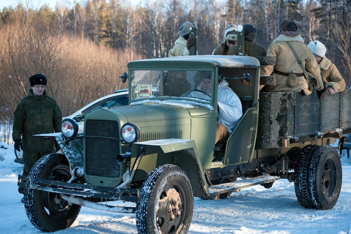 Полуторка и ЗИС 5