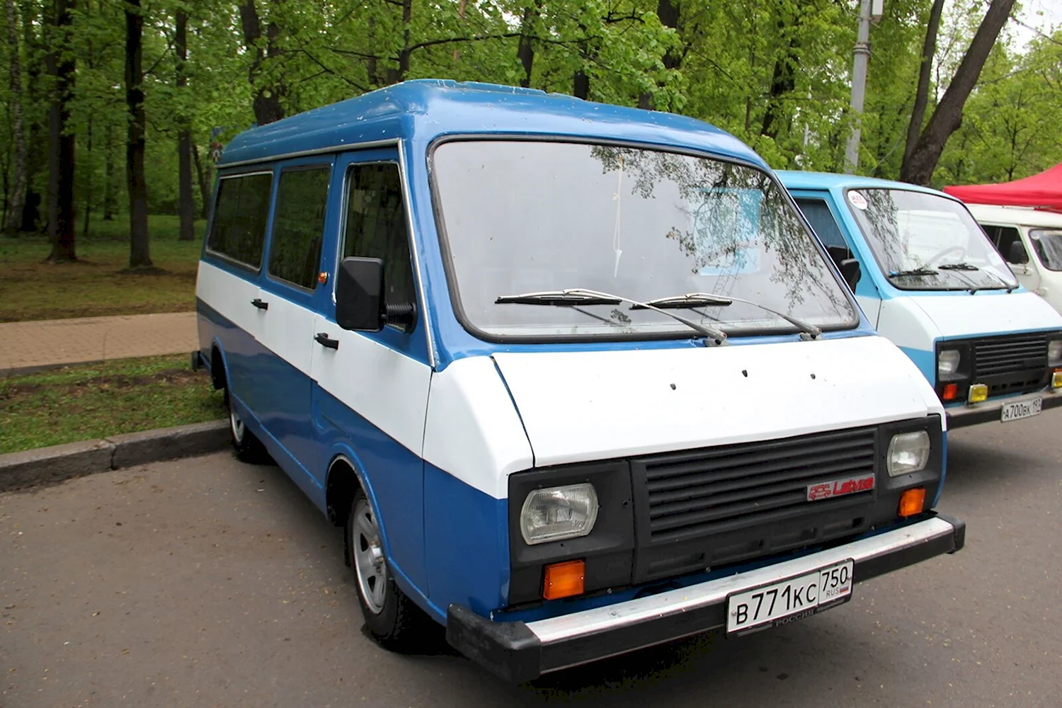 РАФ 2203