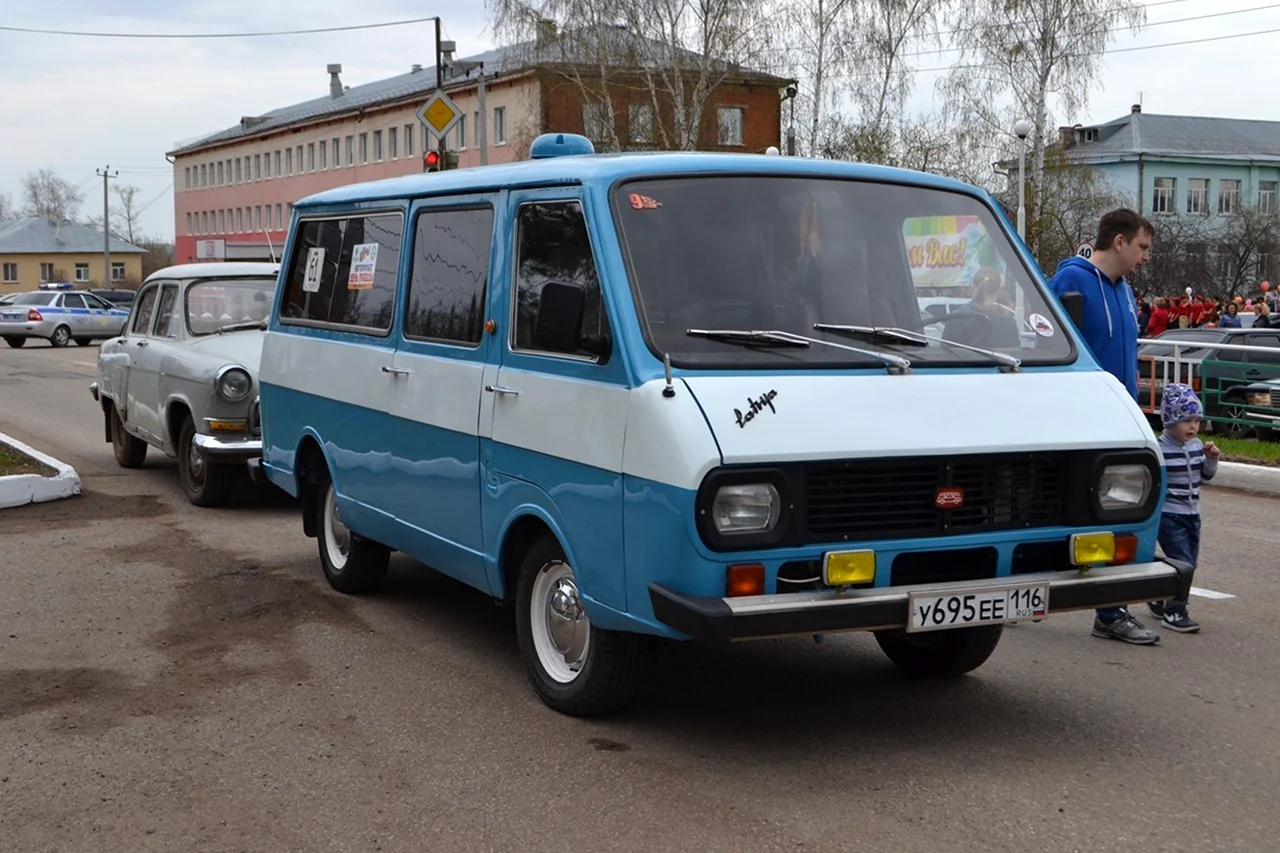 РАФ 2203