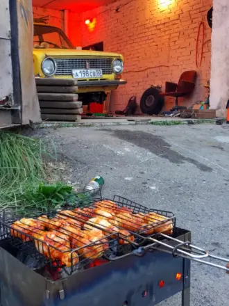Шашлыки в гараже