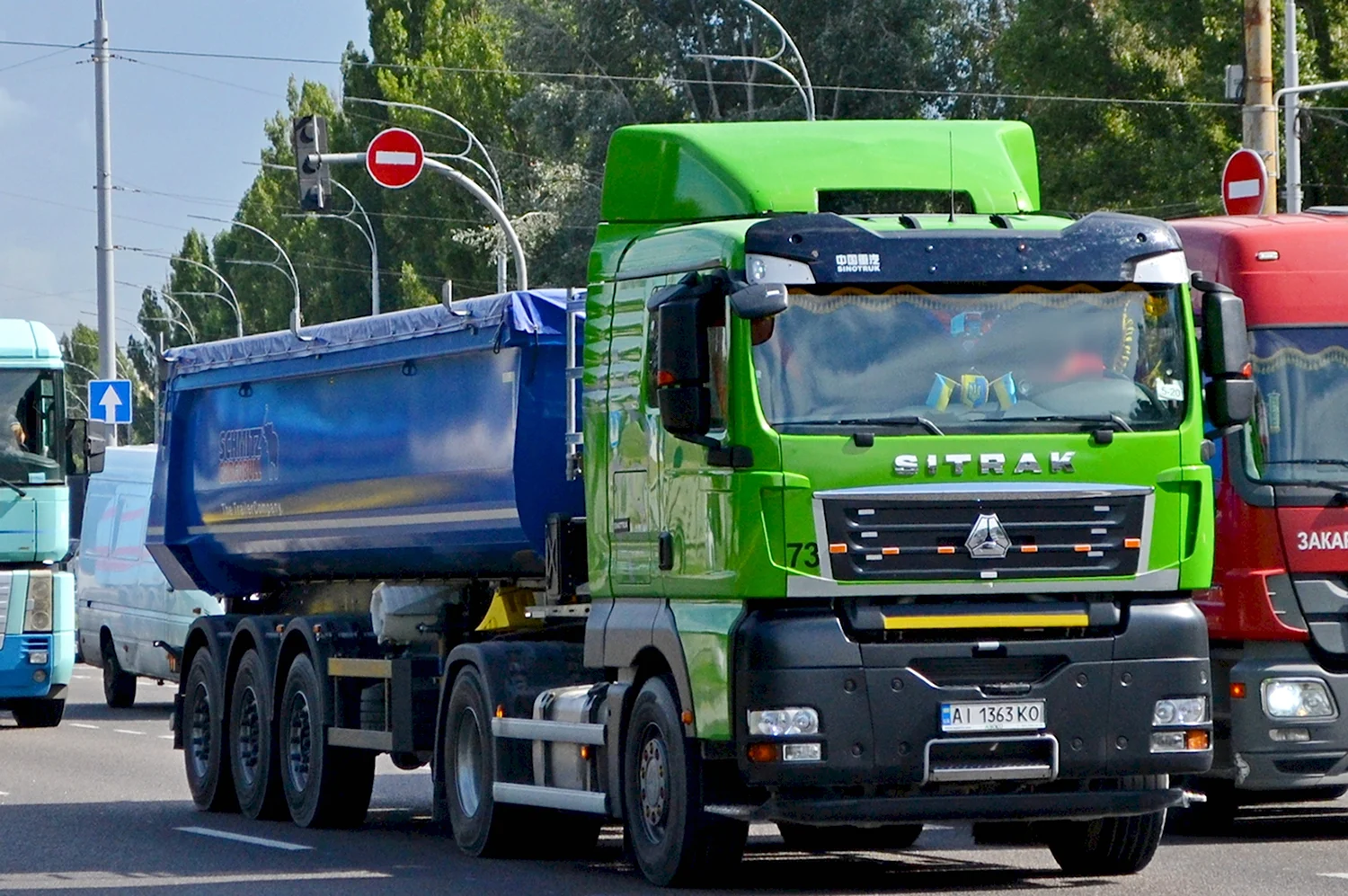Sitrak тягач 4x2