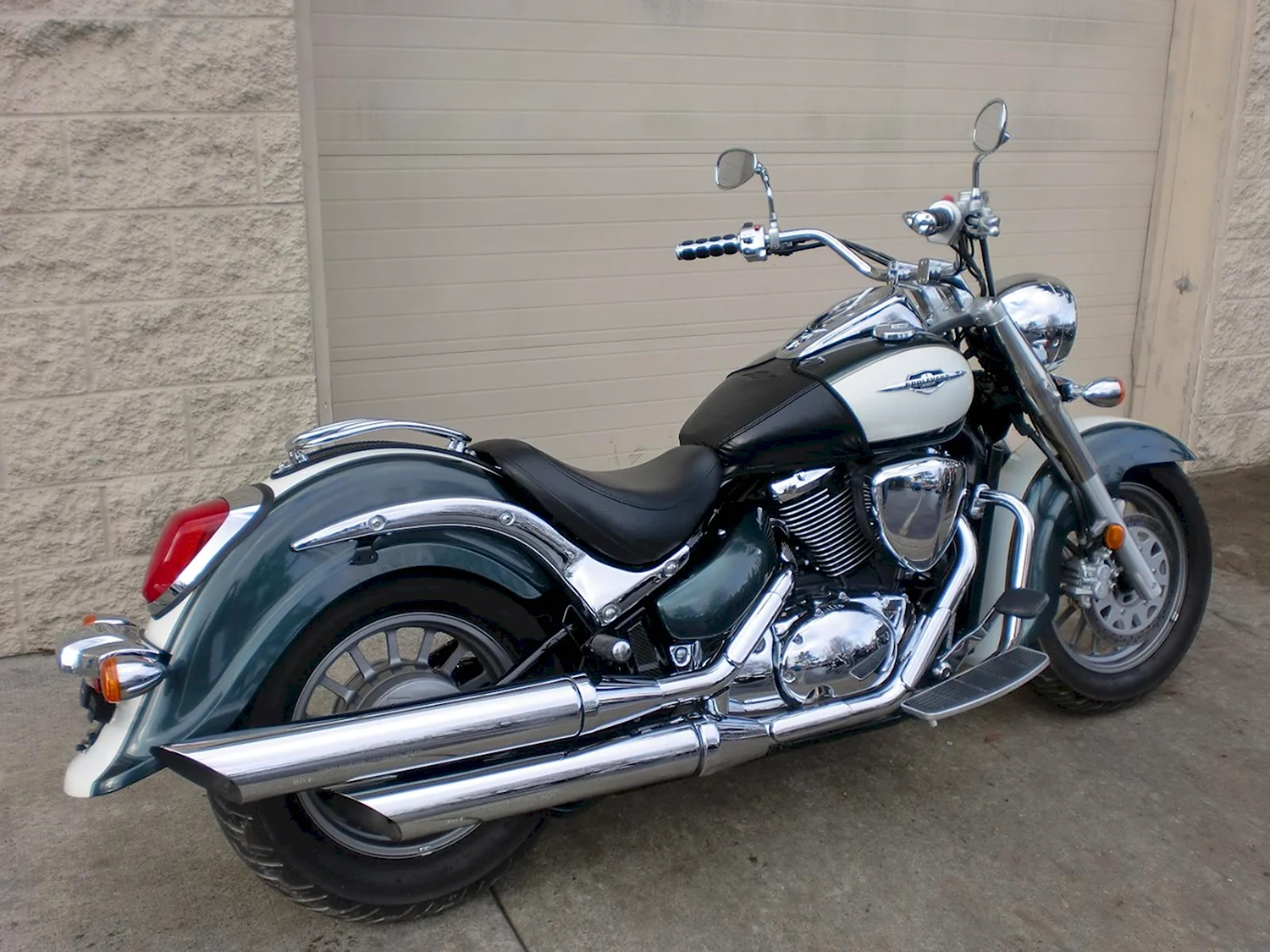 Suzuki Boulevard