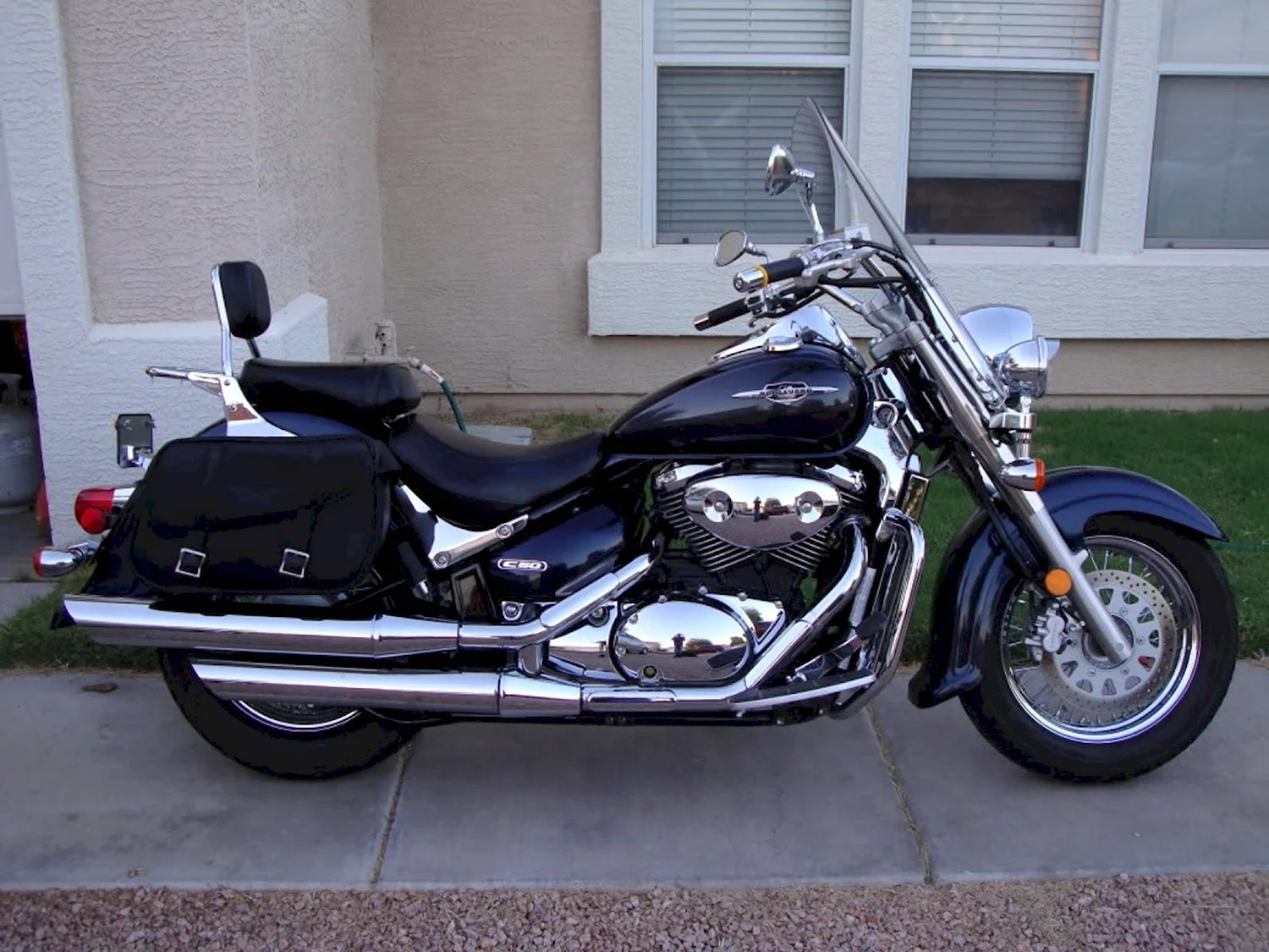 Suzuki Boulevard с50