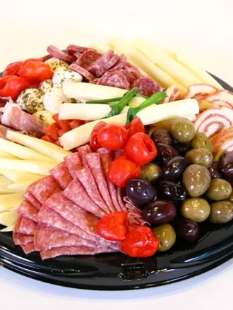 Сырно мясная тарелка