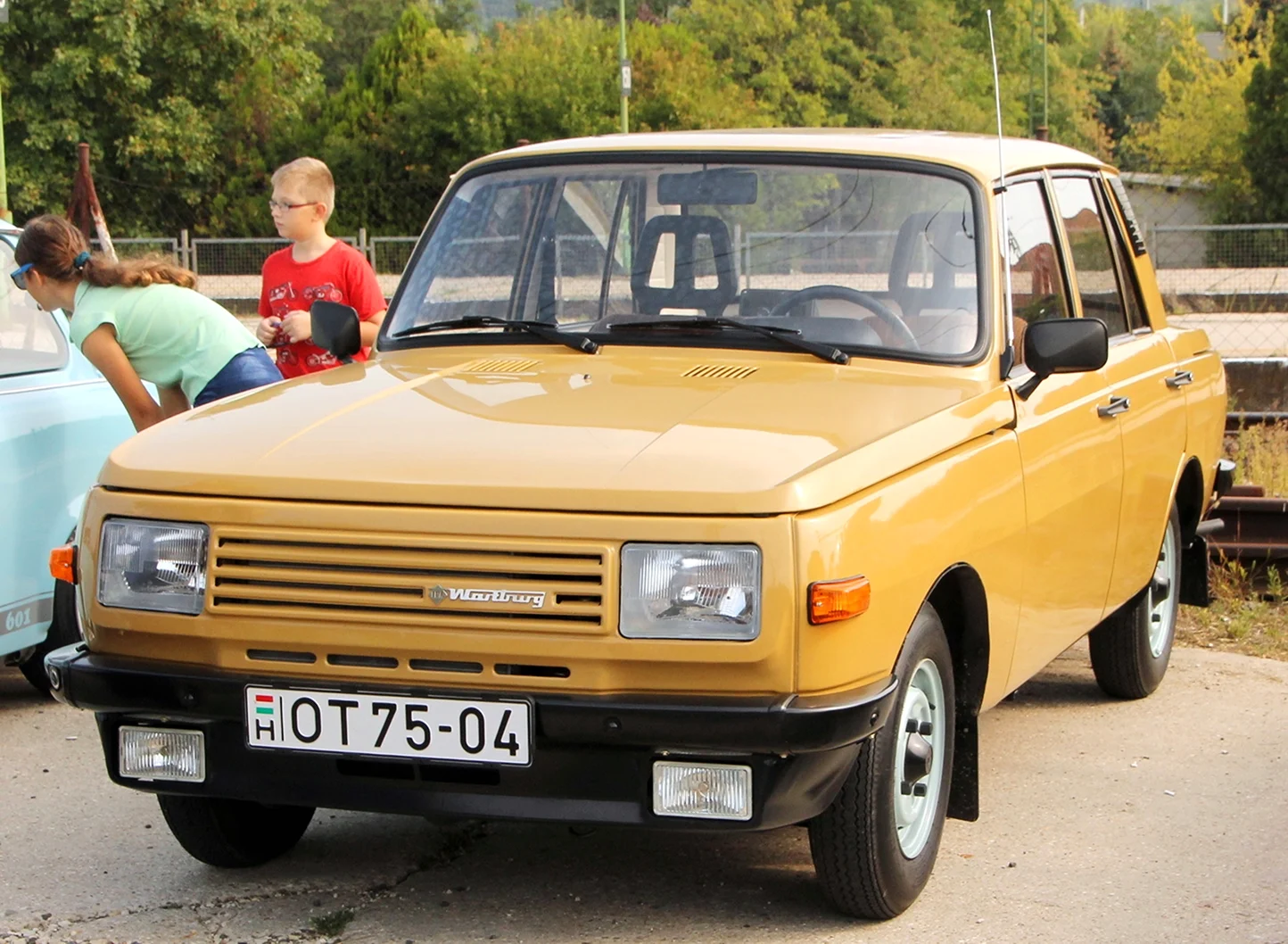 Вартбург 353910