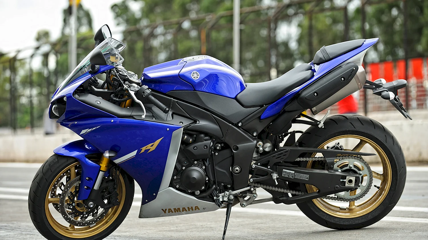 Yamaha YZF r1 2013