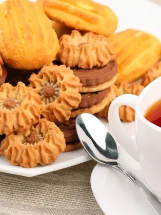 Чай с печеньем