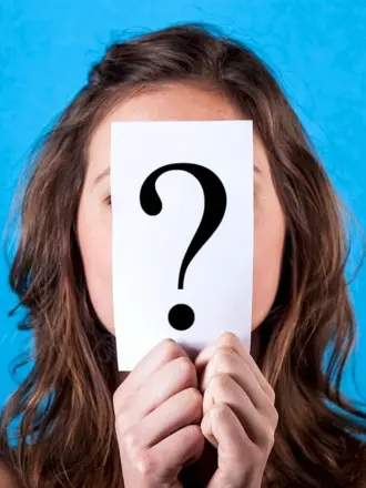 Девушка с вопросительным лицом