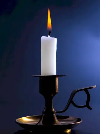 Горящая свеча