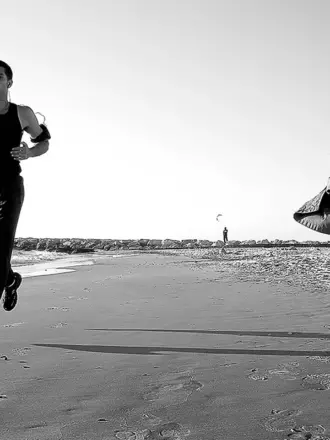 Молодость уходит