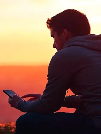 Одинокий парень